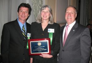 Jerry Kauffman with United Water Del at WRADRB dinner, Apr 2010
