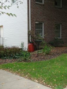 Rain barrel at the DGS Annex, 2004